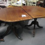 445 4245 DINING TABLE
